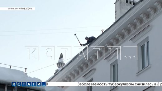 Слёзы и рыдания в зале суда, где выносили приговор виновной в падении глыбы льда с крыши на ребёнка