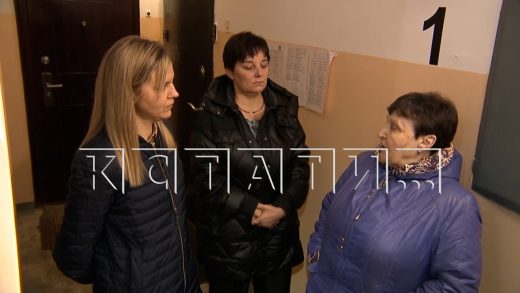 Социальные участковые помогают жителям добиться ремонта подъездов и лифтов