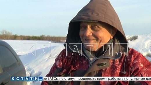 Сотни рыбаков рискуют жизнями у плотины нижегородской ГЭС и убегают от спасателей на открытую воду