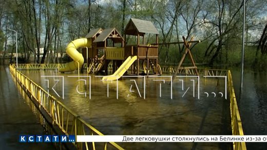 Коммунальщики стали перекачивать воду с затопленных улиц в новый сквер и превратили его в болото
