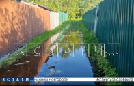 Несмотря на жару, паводок отказывается уходить из домов и огородов жителей Ильино Несмотря на жару, паводок отказывается уходить из домов и огородов жителей Ильино
