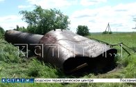Водонапорная башня в Лукояновском районе сначала превратилась в Пизанскую, а потом рухнула