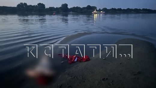 Судно на подводных крыльях переехало и перемололо туриста, плывшего на резиновой лодке