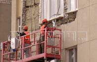 Дом, треснувший во время строительства развязки, ремонтируют за деньги жителей и Фонда капремонта Дом, треснувший во время строительства развязки, ремонтируют за деньги жителей и Фонда капремонта