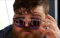 Пассажиры избили водителя трамвая, а в вагоне булыжниками повыбивали стёкла