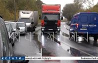 Водителей в очередях за бензином массово штрафуют в полиции заявляют, что они сами виноваты