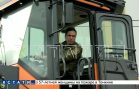 Мэр Нижнего Новгорода сел за руль трактора,чтобы лично проверить готовность техники к зимнему сезону Мэр Нижнего Новгорода сел за руль трактора,чтобы лично проверить готовность техники к зимнему сезону